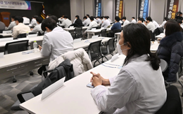 Sinh viên trường y Hàn Quốc nghỉ học hàng loạt để phản đối tăng chỉ tiêu tuyển sinh