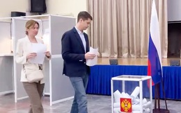 Đông đảo công dân Nga tại Việt Nam bỏ phiếu bầu cử tổng thống Nga