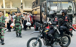 Quân đội, cảnh sát dày đặc trong và ngoài sân trước 'đại chiến' Indonesia - Việt Nam