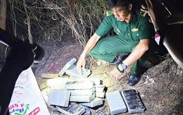Lại phát hiện 21 gói nghi ma túy trôi dạt vào bờ biển Vũng Tàu