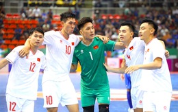 Tuyển futsal Việt Nam giành vé vào tứ kết dù thất bại trước Thái Lan
