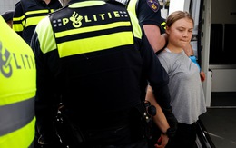 Nhà hoạt động môi trường nổi tiếng Greta Thunberg bị cảnh sát Hà Lan bắt