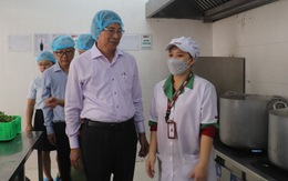 Kiểm tra an toàn vệ sinh thực phẩm ở trường học tại Nha Trang