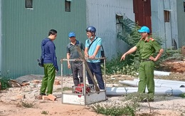 Gia Lai: Lật máy tời công trình xây dựng làm 1 người chết