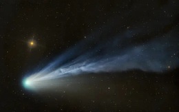 'Sao chổi Quỷ' lóe sáng lúc nhật thực toàn phần