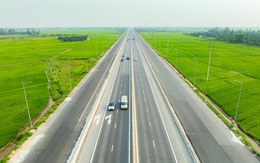 Ngắm tuyến đường 14 làn, rộng hơn cả cao tốc ở Hưng Yên
