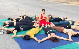 Phạt 14 người trong nhóm tập yoga giữa đường để chụp hình