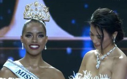 Màn trao vương miện ‘xà lơ’ nhất lịch sử Miss Universe