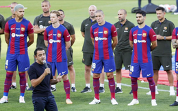 Xavi chia tay Barca không đòi ‘quà’