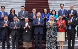 Đại diện các nước Đông Nam Á đến chúc mừng Chủ tịch nước Tô Lâm