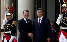 Tổng thống Pháp Macron có động thái hiếm thấy khi gặp ông Tập