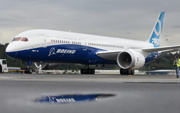 Boeing phát hiện sự cố ốc vít trên thân giữa máy bay 787 Dreamliner