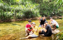 Suối, rừng Phú Quốc hút du khách đến chơi sau những cơn mưa đầu mùa