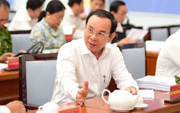Bí thư Nguyễn Văn Nên 'dò bài' trưởng Phòng Khoa học và Công nghệ TP Thủ Đức về chuyển đổi số