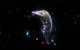 Kính thiên văn James Webb ghi lại cảnh hợp nhất các thiên hà