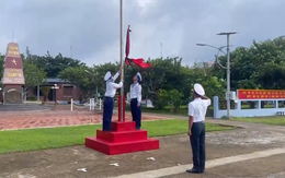 Lễ thượng cờ rủ Quốc tang Tổng Bí thư Nguyễn Phú Trọng tại đảo Trường Sa