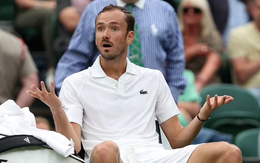 Medvedev đãng trí hài hước tại Wimbledon 2024