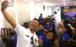Hải quân Hoa Kỳ giao lưu văn hóa, ngôn ngữ với sinh viên Việt Nam