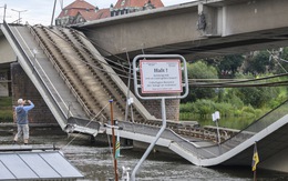 Sập cầu ở thành phố Dresden, miền đông nước Đức