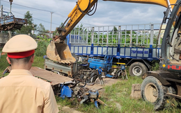 Công an TP Quảng Ngãi bắt giữ, tiêu hủy hàng chục xe ba bánh ‘5 không’