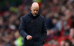 HLV Erik Ten Hag nhận ‘gạch đá’ sau thất bại của Man Utd