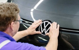 Giám đốc tài chính: 'Volkswagen chỉ còn tối đa 2 năm để tránh nguy cơ phá sản'