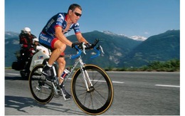 Armstrong từng "có quà" cho phòng thí nghiệm doping