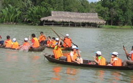 Làm gì khi thuyền nhỏ bị chìm?