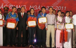 138 học sinh nhận giải thưởng Trần Văn Ơn