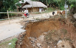 Thanh Hóa: sạt lở nghiêm trọng trên quốc lộ 217