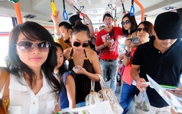 "Sao" du lịch Sài Gòn bằng xe buýt xanh