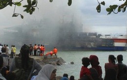 Indonesia: Phà chở hơn 400 người bốc cháy