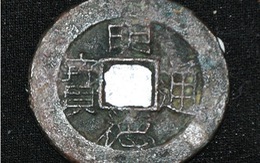 Phát hiện đồng tiền Nguyễn Nhạc trong mộ phu nhân Thoại Ngọc Hầu