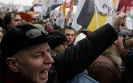 Hàng chục ngàn người phản đối Putin