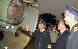 Chủ tịch Quốc hội thăm Quân chủng hải quân