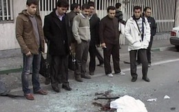 Nổ xe bom, nhà khoa học hạt nhân Iran chết