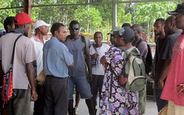 Chìm phà ở Papua New Guinea, cứu 238 người