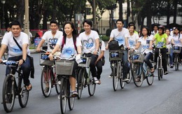 Đạp xe khởi động Giờ Trái đất 2012 tại Việt Nam