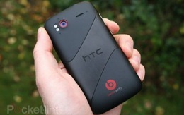 MWC 2012: HTC tung smartphone lõi tứ 4,7-inch