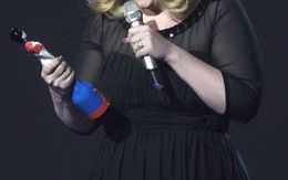 Adele được vinh danh tại quê nhà