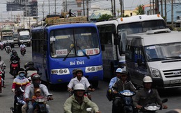 Phí cao, lãng phí đường cao tốc