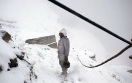 Tuyết lở chôn vùi hơn 100 binh sĩ Pakistan