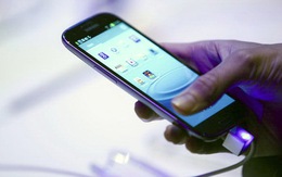 Ra mắt Galaxy S3: đối thủ iPhone