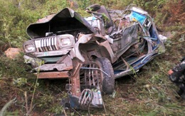Philippines: xe buýt rơi xuống vách núi, 11 người chết
