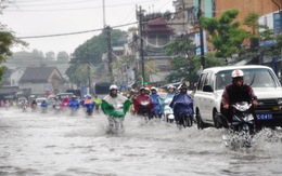 Mưa lớn, Huế thành sông