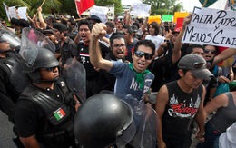 Hàng vạn người biểu tình phản đối tân tổng thống Mexico