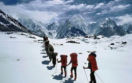 Nepal: cấm du khách đi một mình trên dãy Himalaya