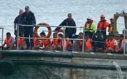 Úc cứu 200 người tị nạn trên biển