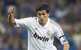 Arsenal thắng Liverpool trong vụ Sahin