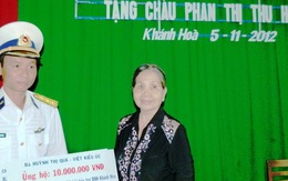 Cụ bà Việt kiều hướng về Trường Sa